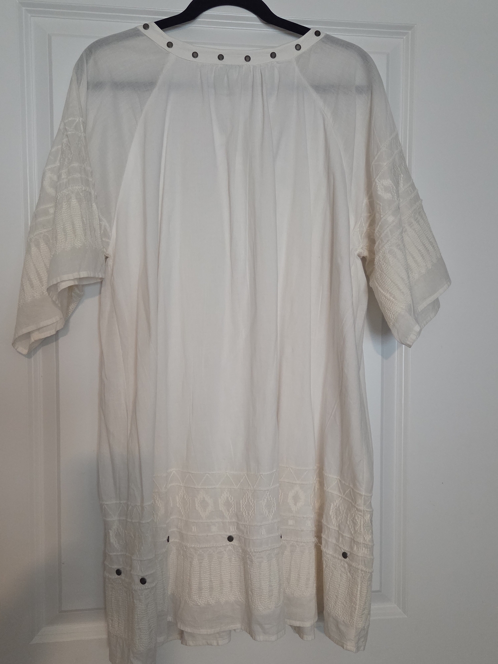 NWOT Sundance boutique Cream V-Neck Embroidered Boho Tunic Dress - Picture 4 of 6